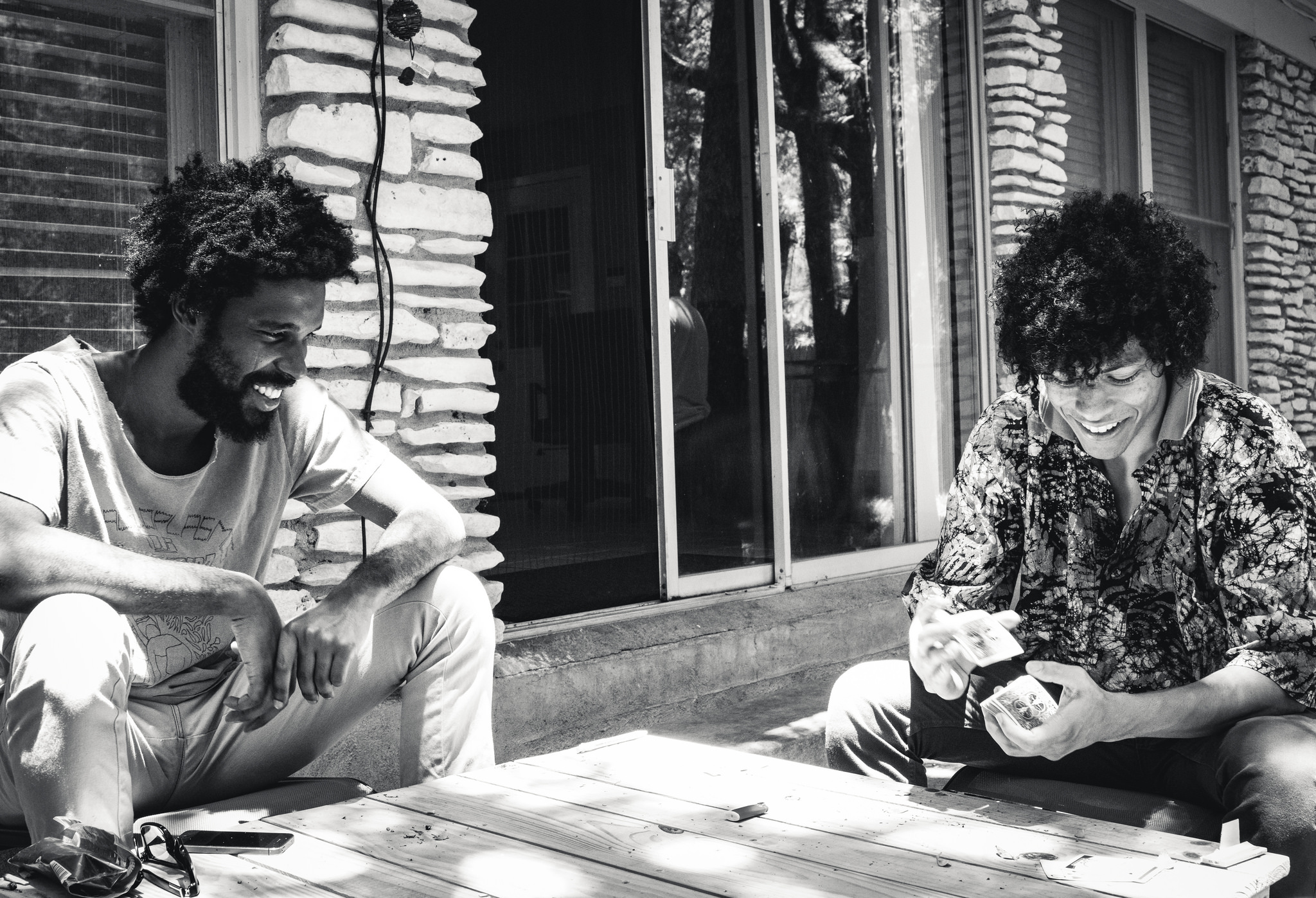 Ynaiã Benthroldo and Dinho Almeida of Boogarins